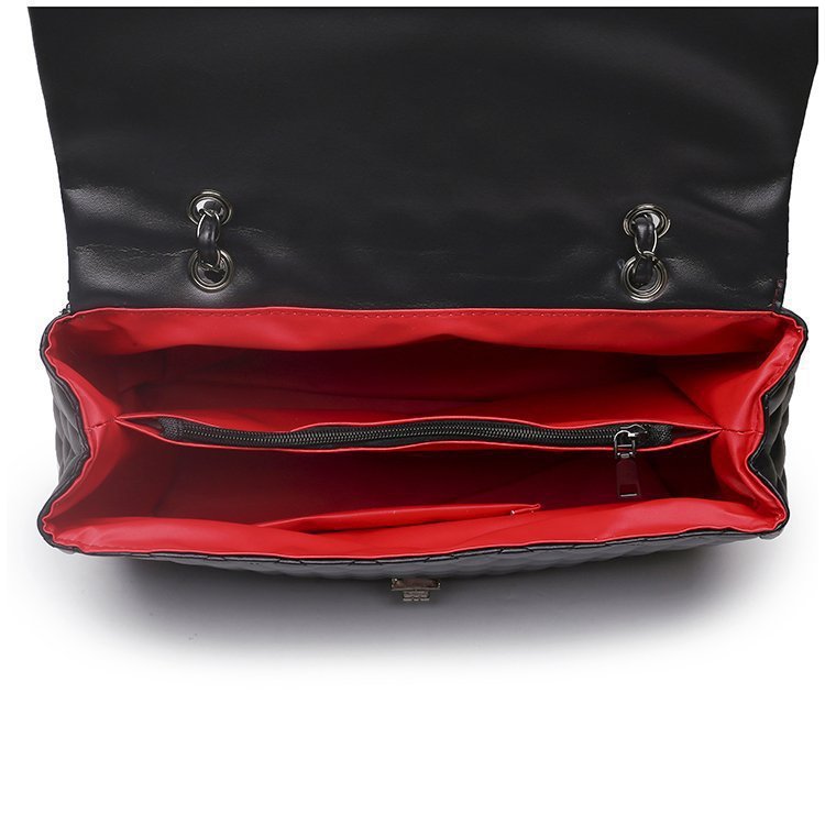 Large-capacity Retro Tote Messenger Female Bag