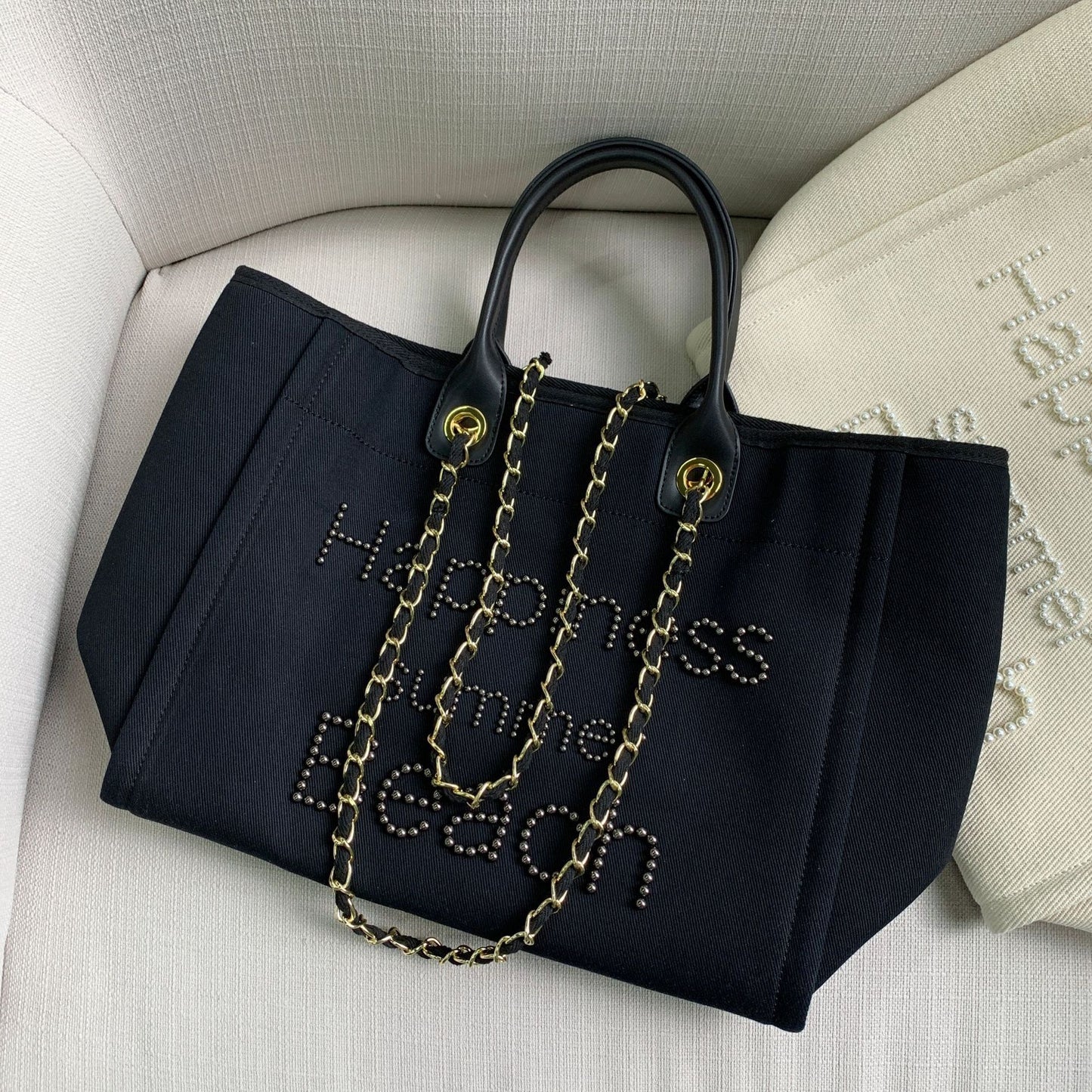 Small Fragrant Canvas With Leather Hand Chain Pearl Beach Bag