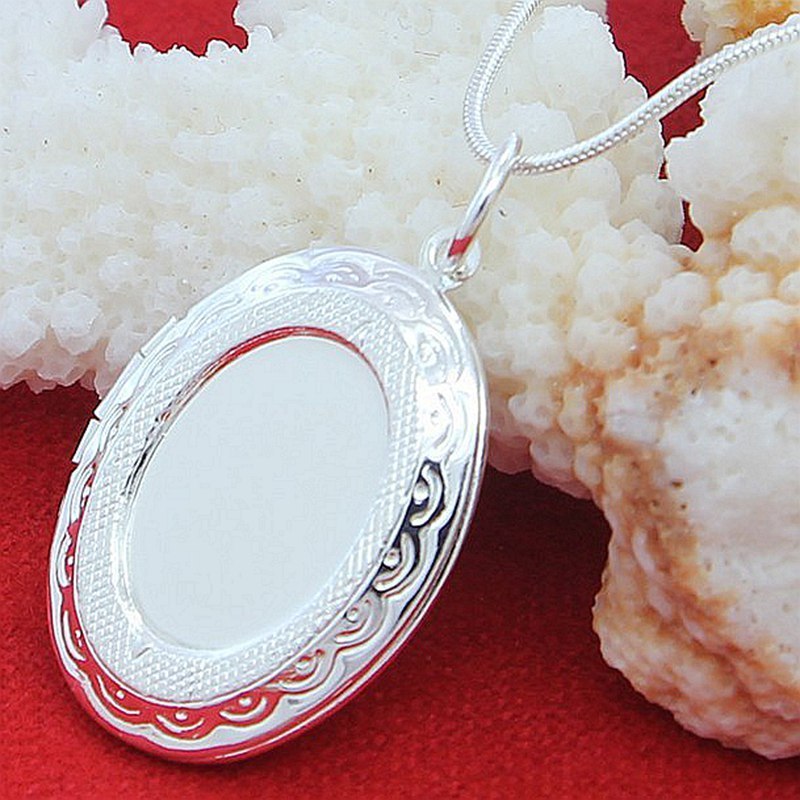 Silver Plated Egg Shape Frame Pendant Necklace