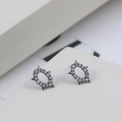 Women's Geometric Irregular Hollow Ring Diamond Earrings