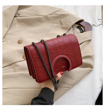 Textured Stylish All-match Chain Messenger Bag